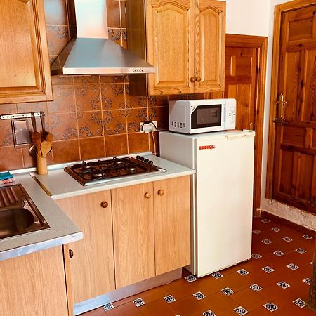 Barranco De La Salud Guest House Laroles Екстериор снимка