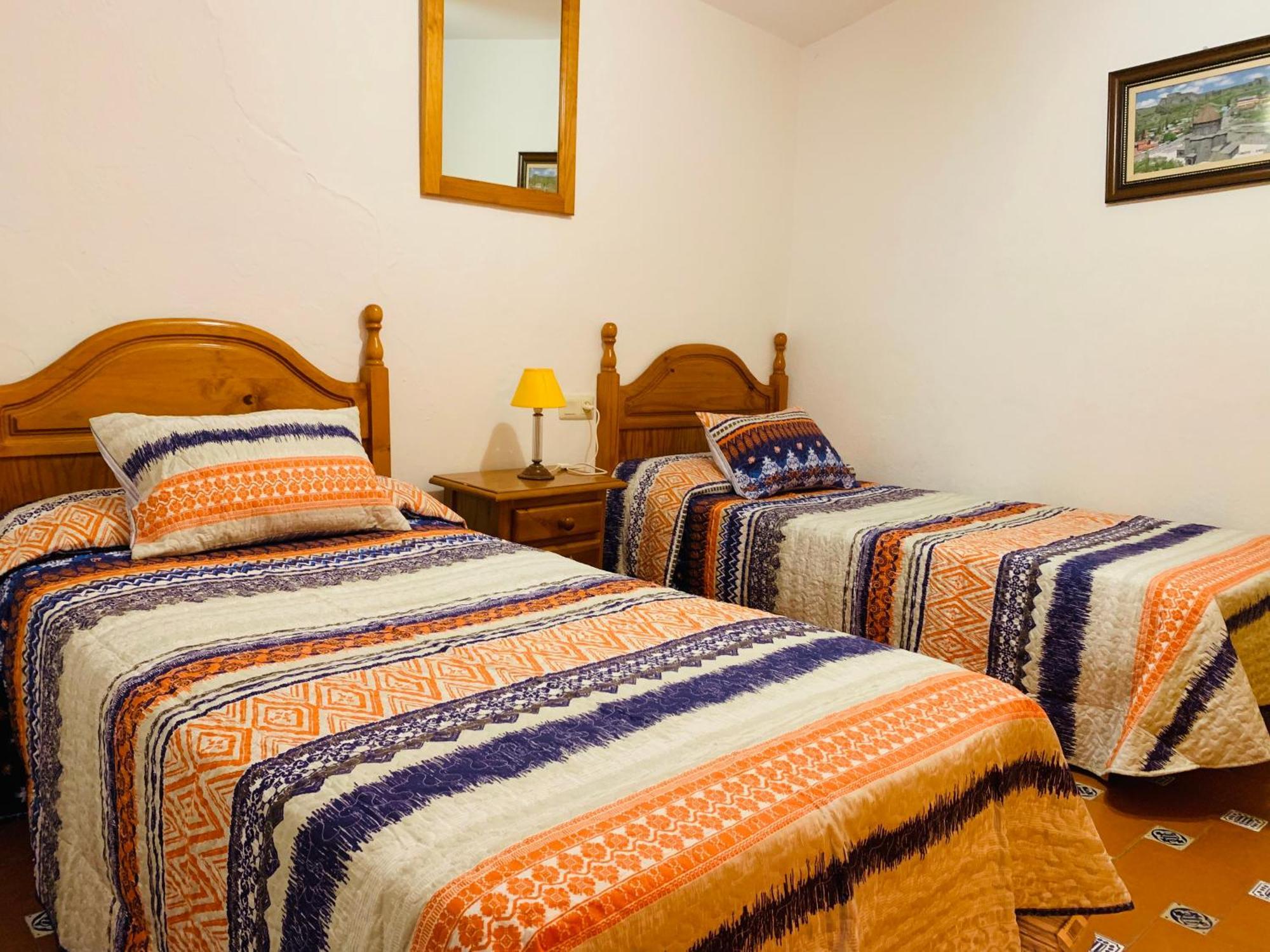 Barranco De La Salud Guest House Laroles Стая снимка