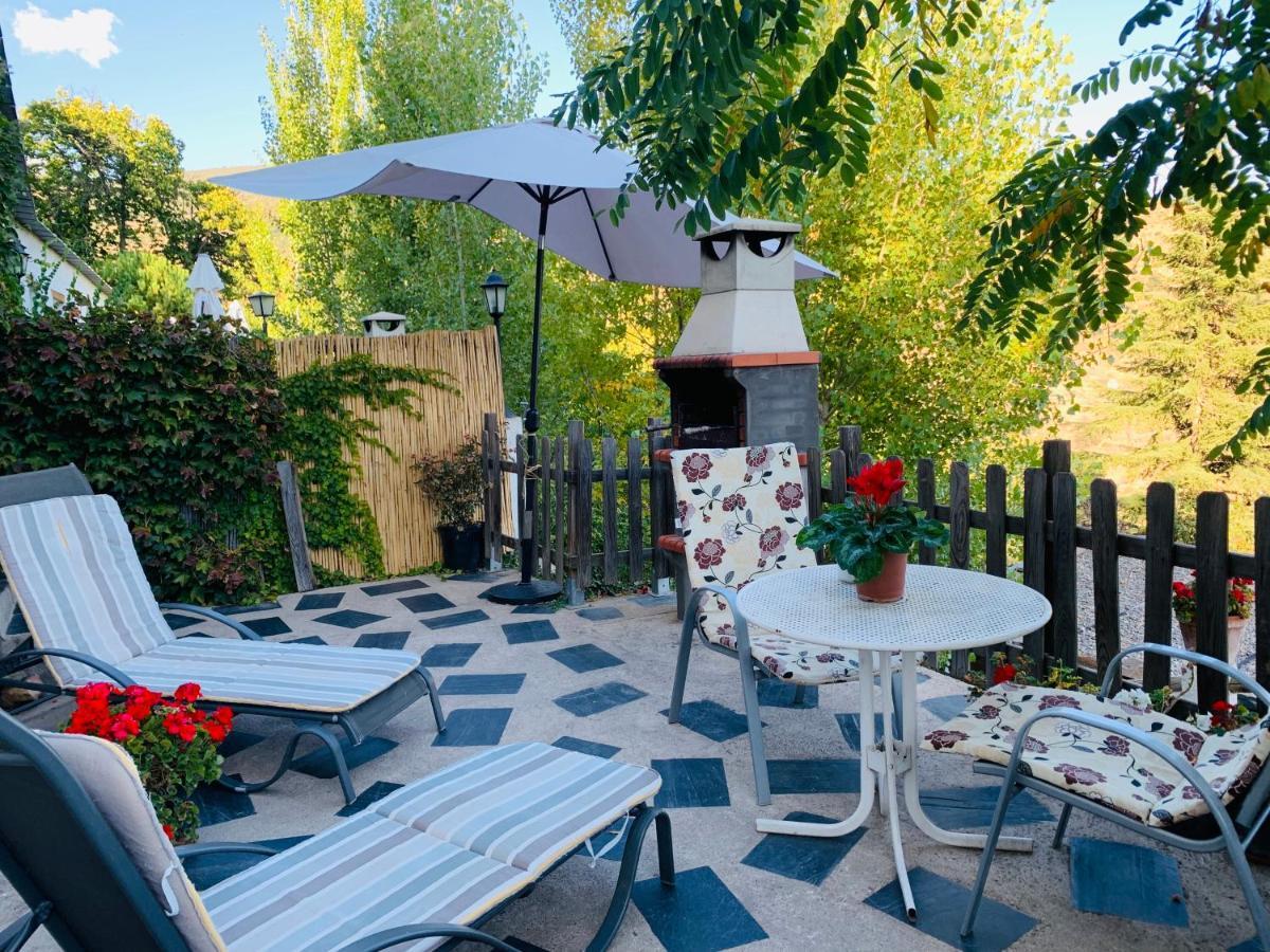 Barranco De La Salud Guest House Laroles Екстериор снимка
